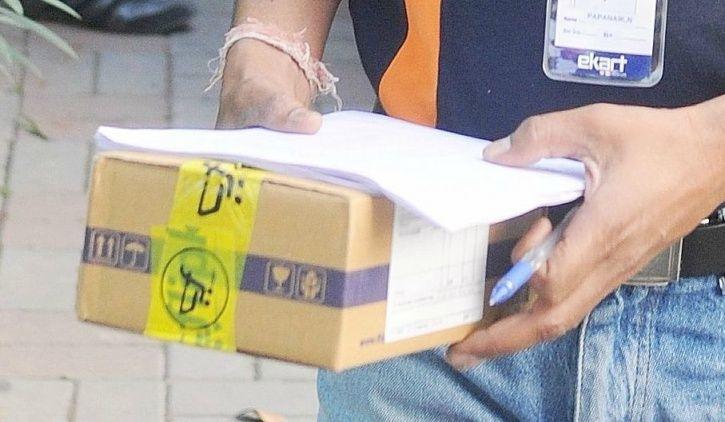 Maharashtra Man Bought A Phone On A E-Commerce Site, Received Brick Instead