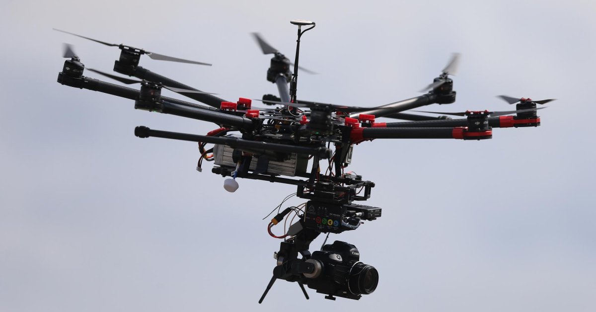 Hi-Tech Robots & Flying Drones Will Be Soon Available In UK Military ...