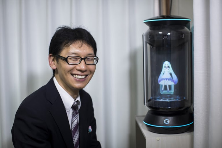 This Japanese Married A Hologram, His Family Did Not Come To The Wedding