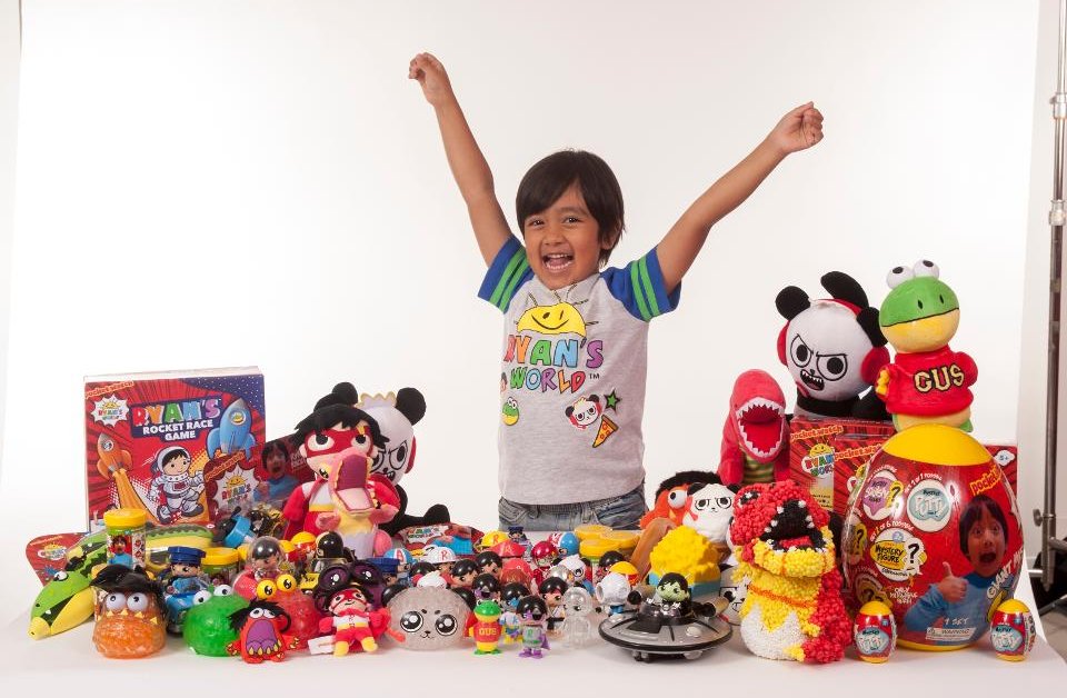 This 7-Year-Old Earns Rs 155 Crore Per Year For Reviewing Kids Toys