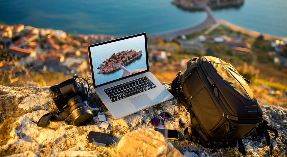 Research: 66% Indians Travel To Become Social Media Influencers