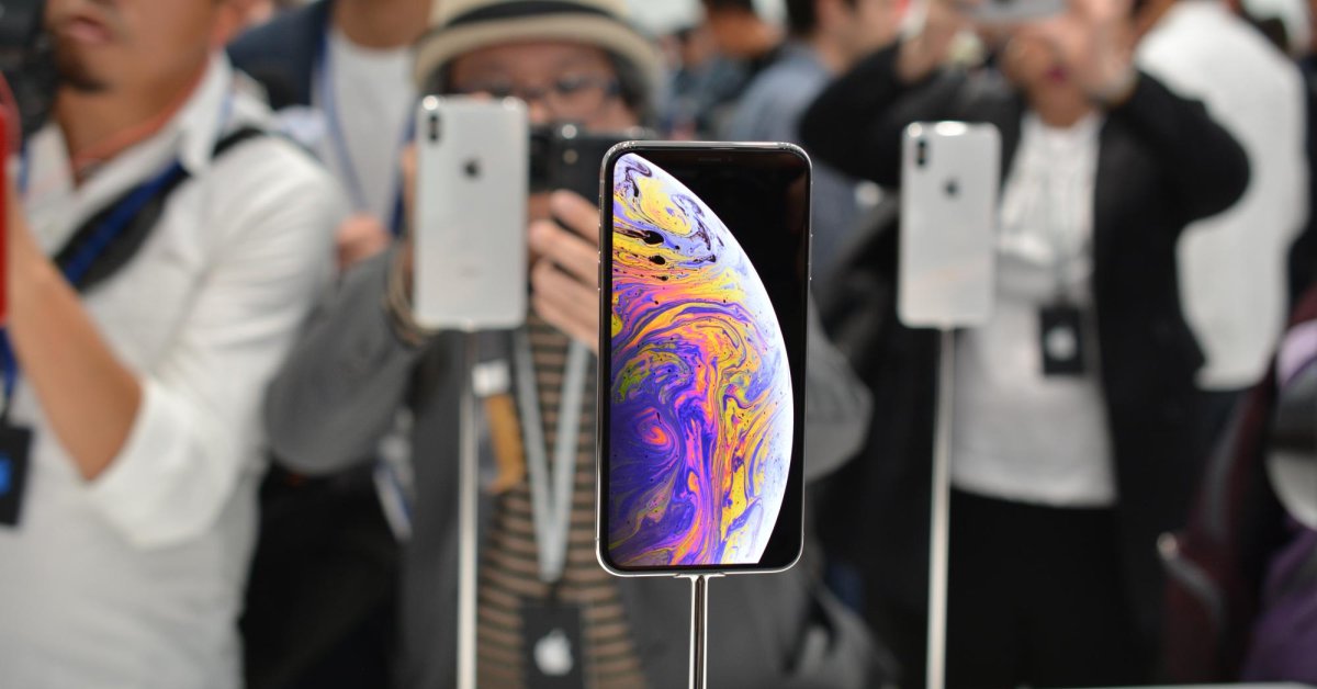 Here's Our Picks For The Best Flagship Smartphones Of 2018