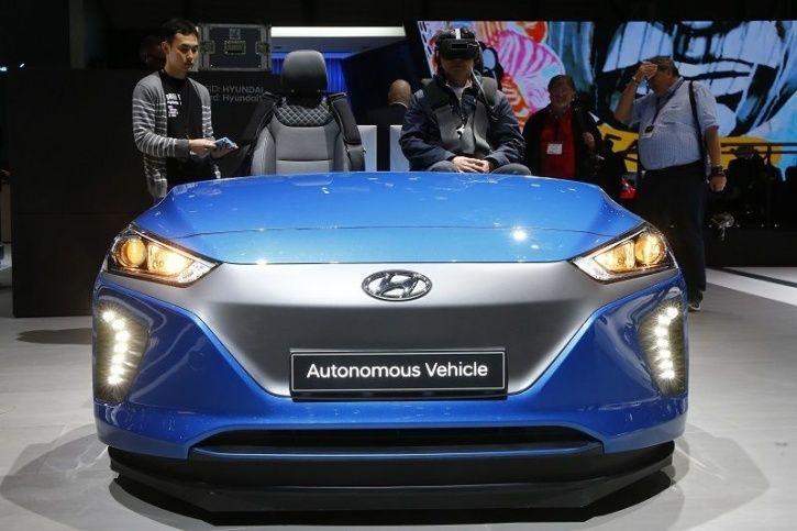 Hyundai Group To Launch Automobile Taxi Service, 44 EV Models And More ...