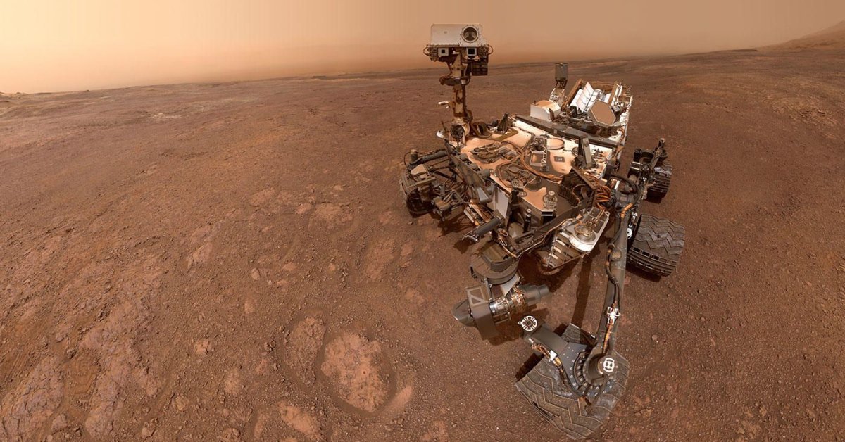 NASA Curiosity Rover Takes A Selfie Before Moving On To A New Chapter