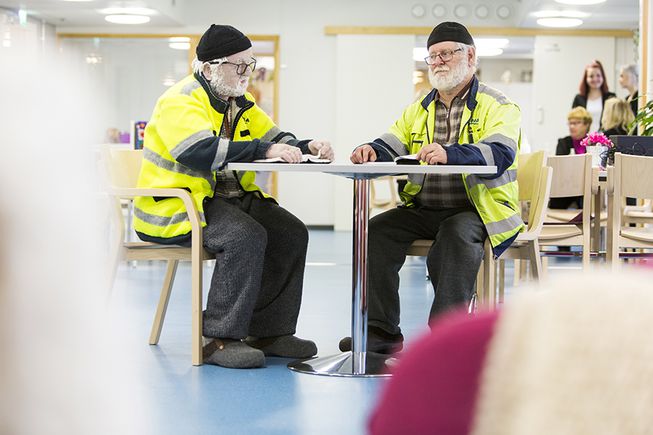 Finnish Artist Makes Life-Like Crocheted Versions Of Her Villagers