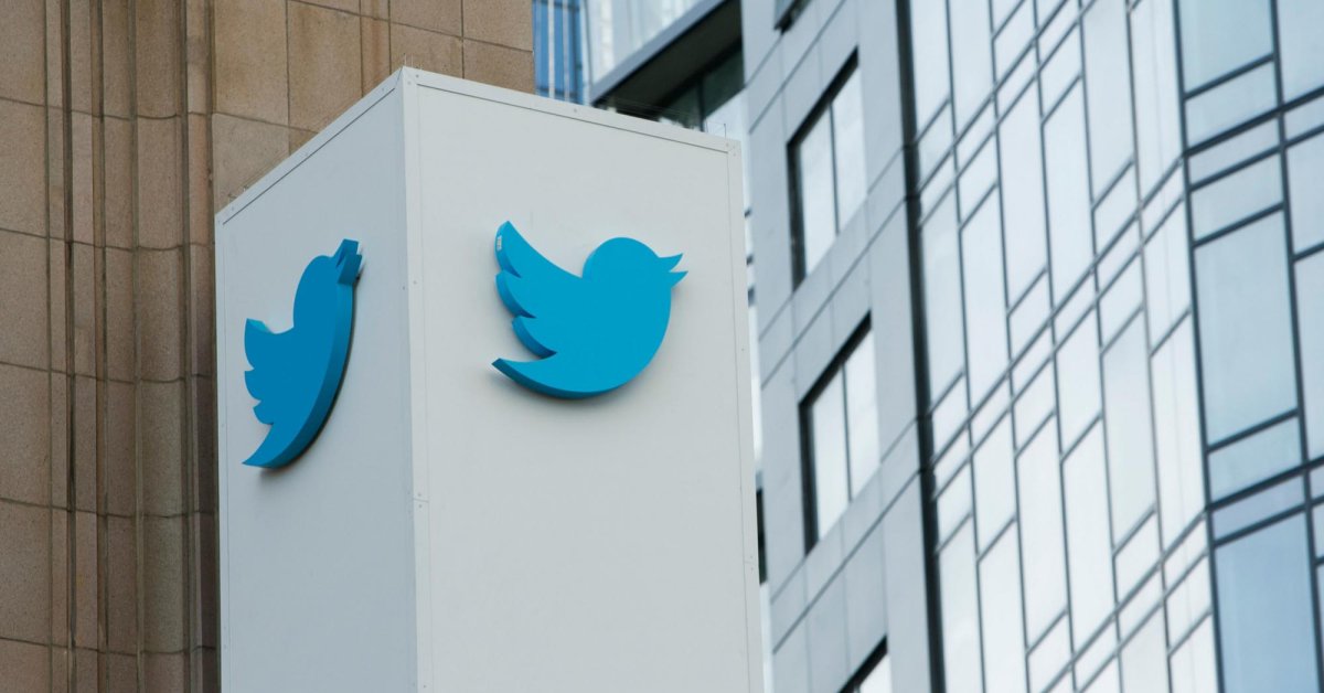 BlackBerry Sues Twitter Over Patent Infringement Of Messaging Tech