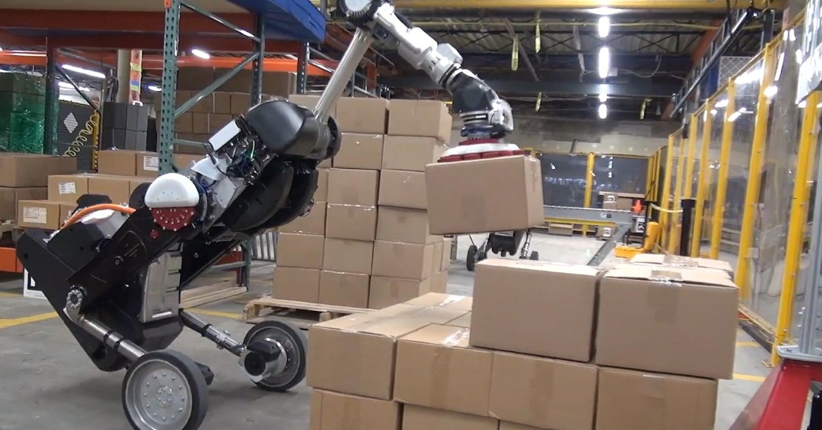 This Ostrich-Like Robot Can Lift And Place Boxes With Uncanny Grace