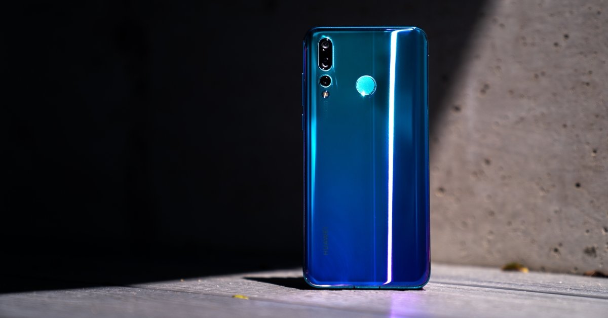 Huawei Nova 5 Leaked Case Photos Reveals Key Features, Design