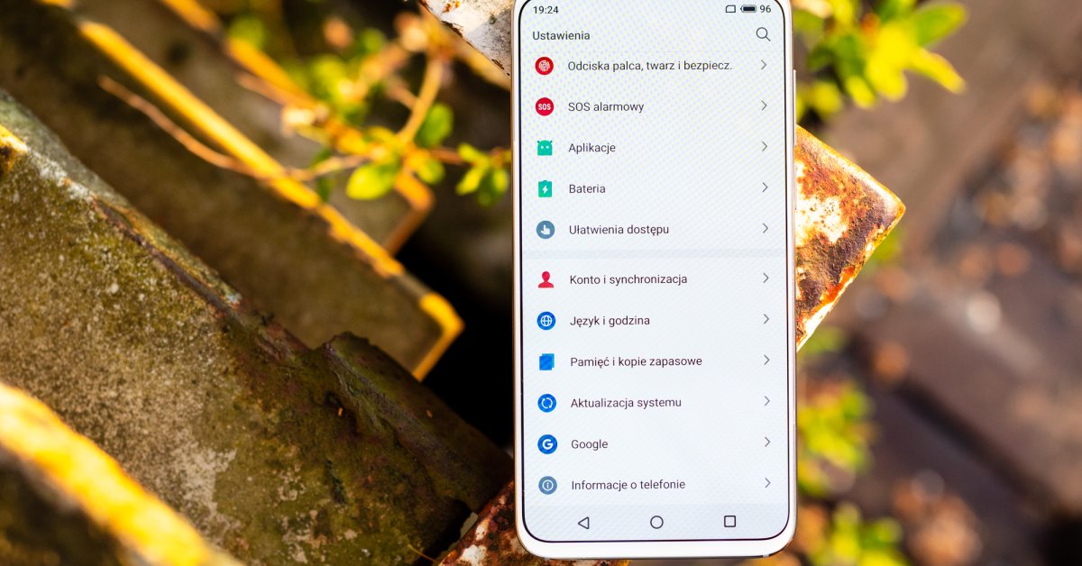 The Meizu 16s Is A Solid, No-Notch Smartphone At An Affordable Price