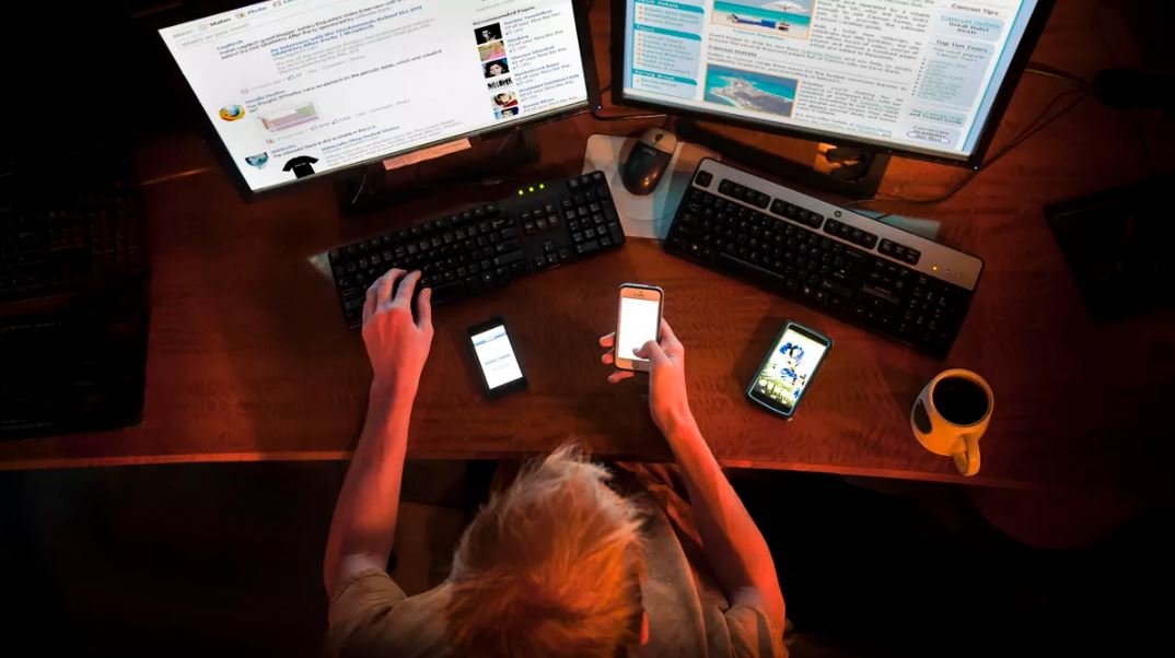 Screenome, How You Interact With The Screen Is More Important Than How Long You Spend On Them