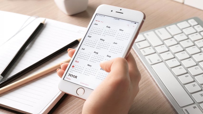 Guide To Add, Edit, And Delete A Calendar On iPhone's ...