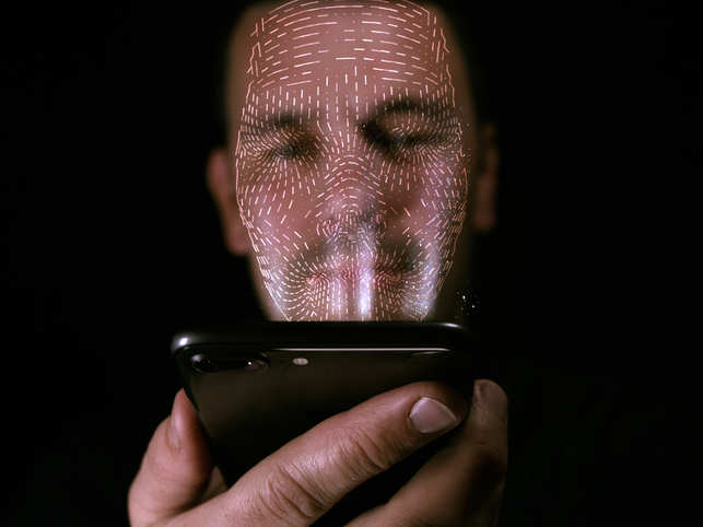 Security Experts Found A New Way To Trick iPhone's Face ID
