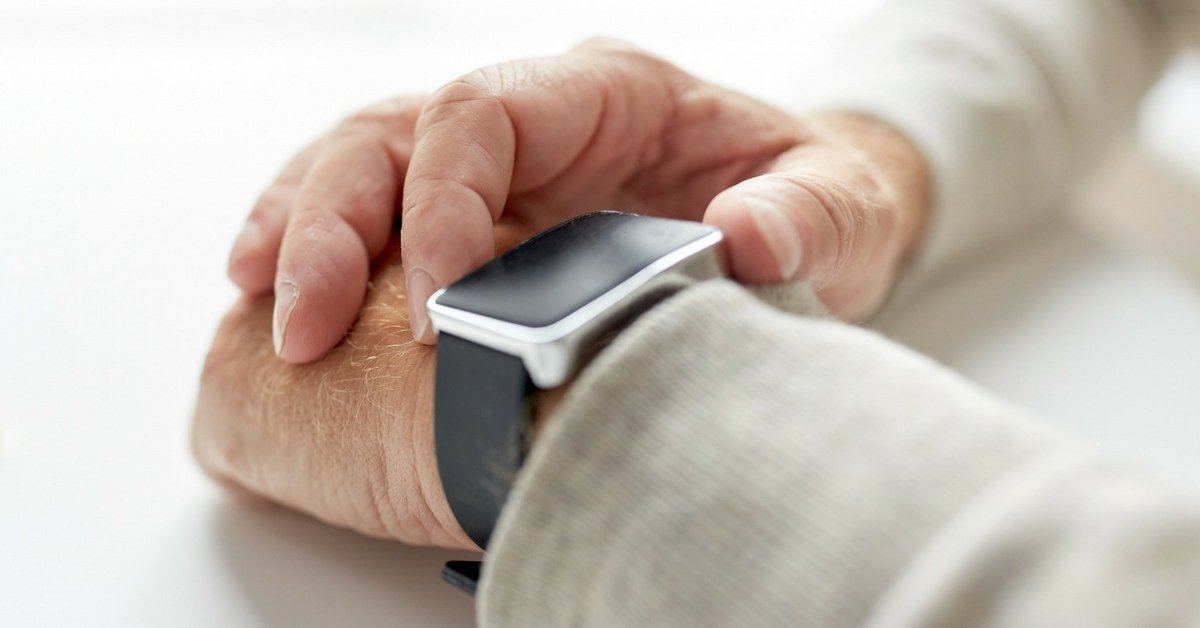 Smart Devices From Apple May Detect Alzheimer Sooner