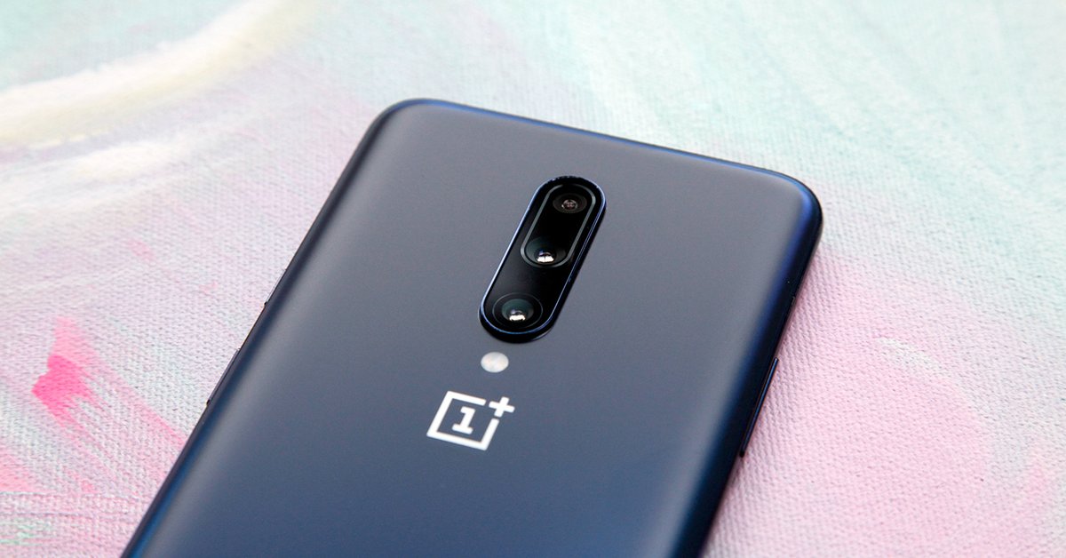 Renders Revealed OnePlus 7T Design And McLaren Senna Edition - MobyGeek.com