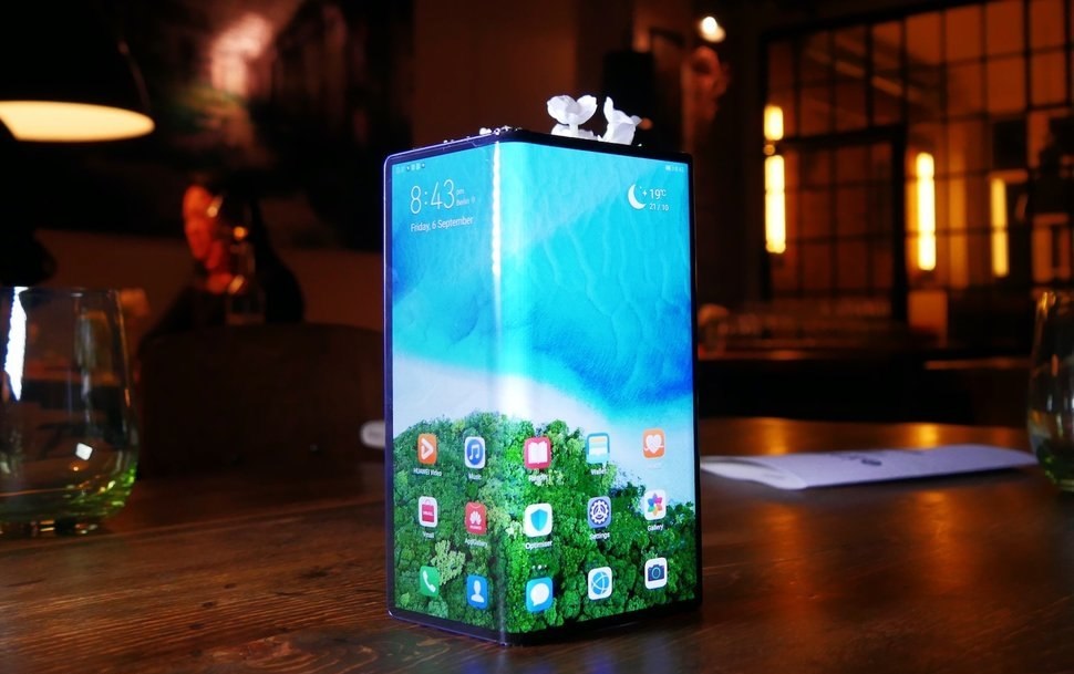 Huawei Mate X Will Go On Sale Next Month