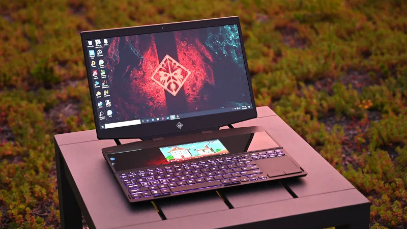 HP's Omen X 2S Proves That A Second Display Can Actually Be Fantastic
