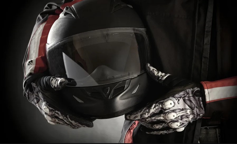 Bengaluru Techie Designs An AC Helmet To Keep Riders Cool