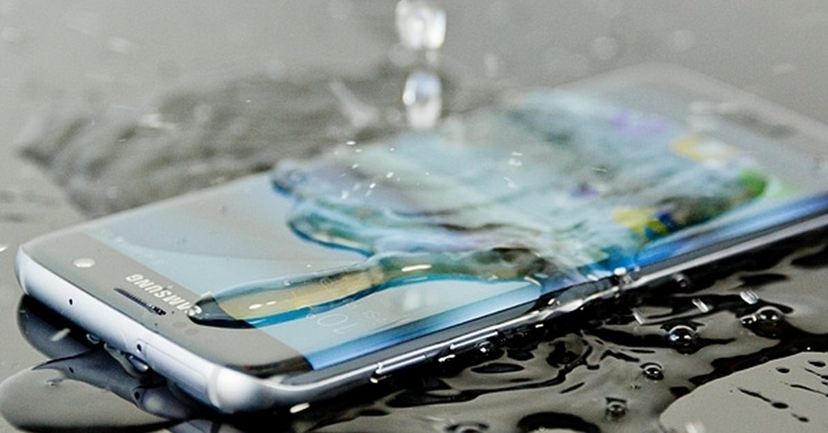 list of samsung phones that are water resistant