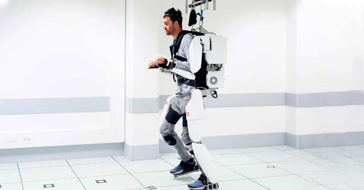 This Exoskeleton Suit Helps Paralyzed Man Walk Again