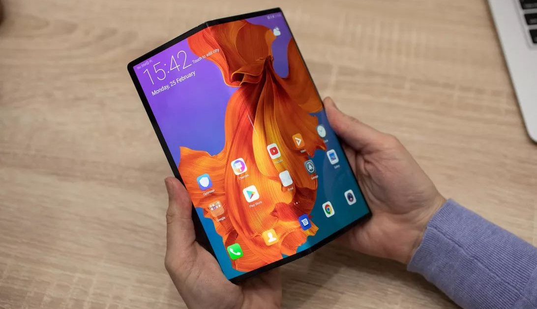 Replacing Huawei Mate X Display Is As Expensive As Buying A Brand New iPhone 11 Pro