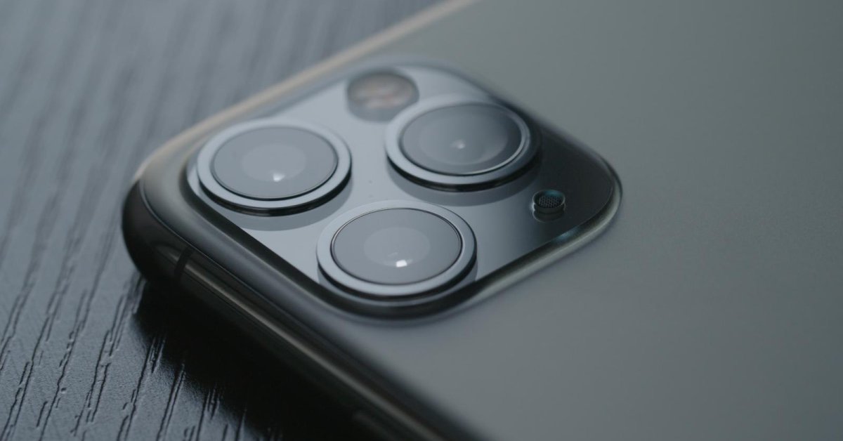 The iPhone 11 May Be Tracking Your Location Even After You Turn Off Location Service