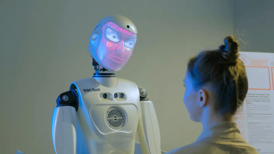 Samsung's Humanoid Robot Can Read Our Facial Expressions