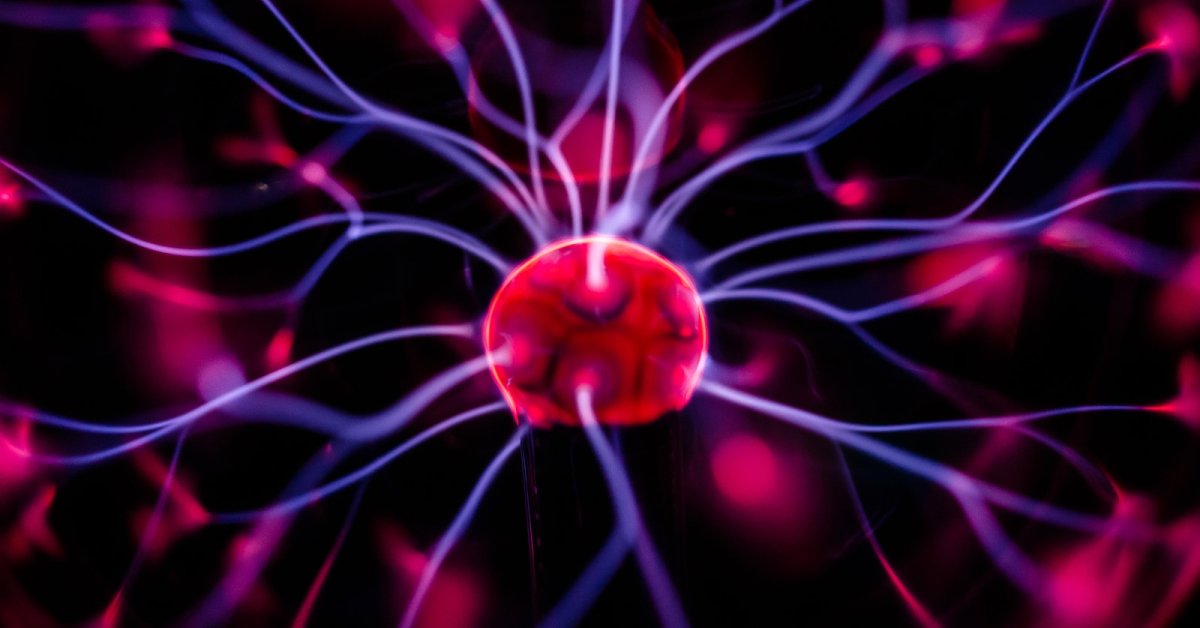 Scientists Just Built The World's Smallest Engine 73,000 Times Smaller Than A Hair