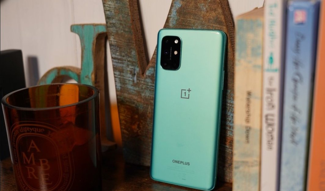 OnePlus 8T Goes Official In India: Snapdragon 865, 65W Fast Charging, ₹42,999 Price Tag