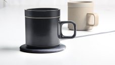 This Xiaomi Warm Cup Offers Wireless Charging For Your Smartphone