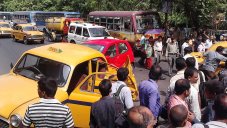 Indian Professor From IIT-G Develops A Method To Reduce Traffic Accidents Using Steel-Making Byproducts