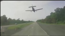 With A Failed Engine, Pilot Landed His Plane On The Highway