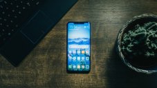Simple phone home screen hacks for a less stressful life
