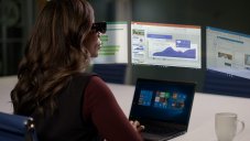 Lenovo Introduces Smart Glasses That Can Project PC Screens In Midair