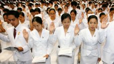 The Philippines Offers To Trade Nurses For COVID-19 Vaccines