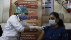 Indians Can Now Find The Nearest COVID-19 Vaccination Centers Easily, Here's How