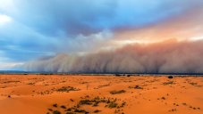 Saharan Dust Storms Are Bringing Radiation Back To France Because Karma Is Real