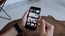 How Smartphones Have Influenced the Entertainment Industry