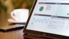 How to Get Ahead of the Competition by Using Competitive Intelligence Software