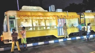Bengali Cuisine Served On A Moving Tramcar Restaurant In Kolkata