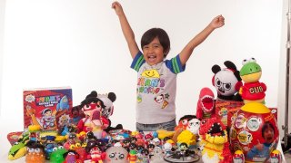 This 7-Year-Old Earns Rs 155 Crore Per Year For Reviewing Kids Toys