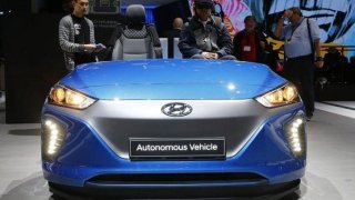 Hyundai Group To Launch Automobile Taxi Service, 44 EV Models And More