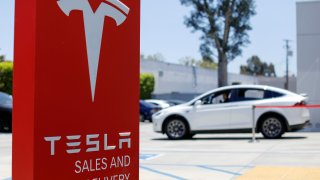 Along With The Halved Ev Tax Credit, Tesla Drops The Prices Of Model S And Model X