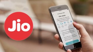 Reliance Jio Plans To Launch An Affordable Large-Screen Smartphone