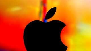 Apple Blames Consumers For Weak iPhone Sales