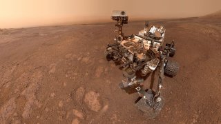NASA Curiosity Rover Takes A Selfie Before Moving On To A New Chapter