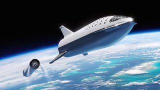 Elon Musk Says You May Pay $500,000 To Have A Ticket To Mars, Free Return Ticket