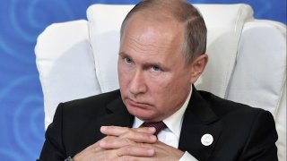 Russia Will Be Reportedly Disconnected From The Global Internet To Test Its Cyber Defense