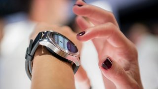 Swatch Accused Samsung Of Stealing Watchface Designs