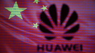China Supports Huawei In The Legal Battle Against The U.S.