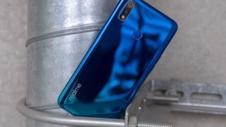 Realme 3 vs. Galaxy M20 vs. Redmi Note 7: Specifications & Price Compared